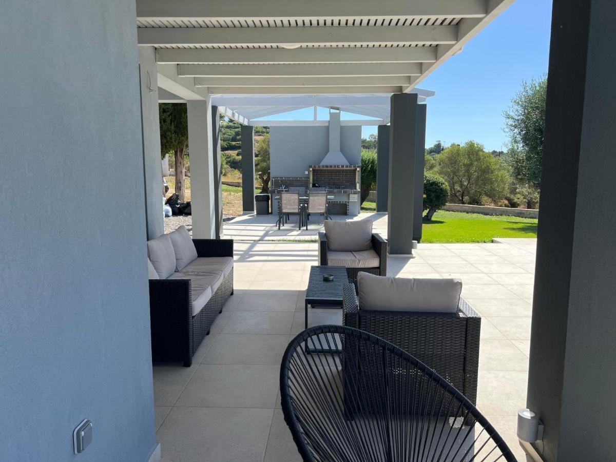 Avithos Blue Villas Svoronata Exterior photo