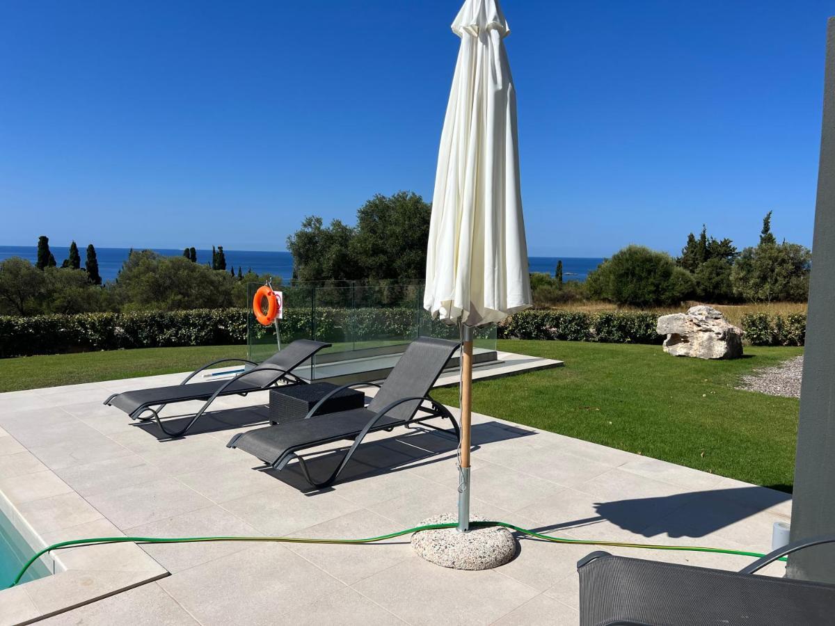 Avithos Blue Villas Svoronata Exterior photo